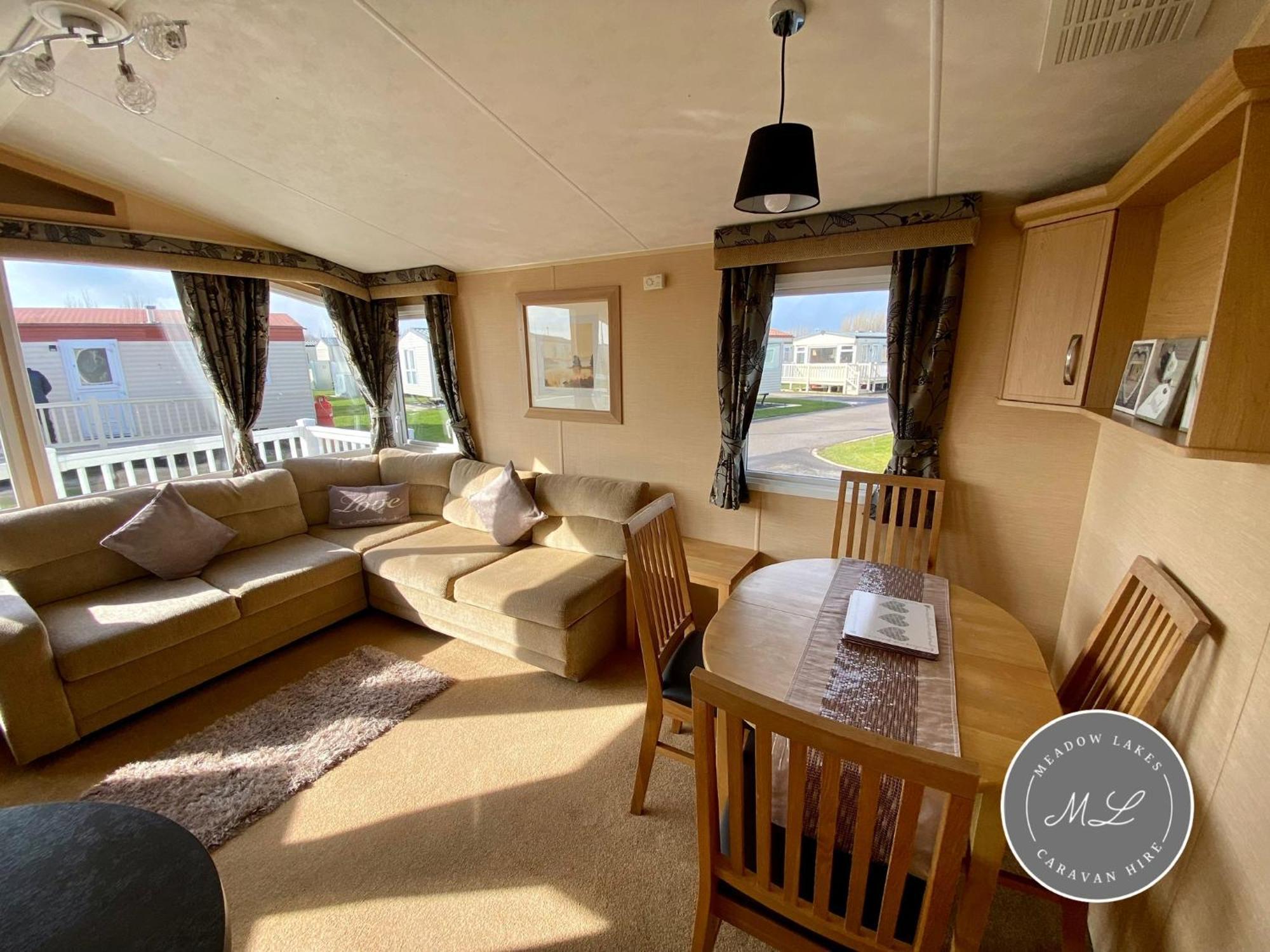 Palm Grove 132 - Pet Friendly, Wifi, Central Heating, Close To Shops And Beach - Meadow Lakes Caravan & Lodge Hire Chapel Saint Leonards Exterior photo